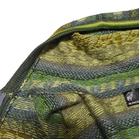 Alpa Top Alpaca Peruvian Hooded Cardigan - Picture 9 of 9